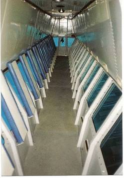 File:Glasbodenboot.jpg